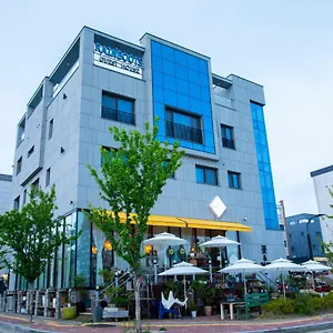 레인부츠 게스트하우스